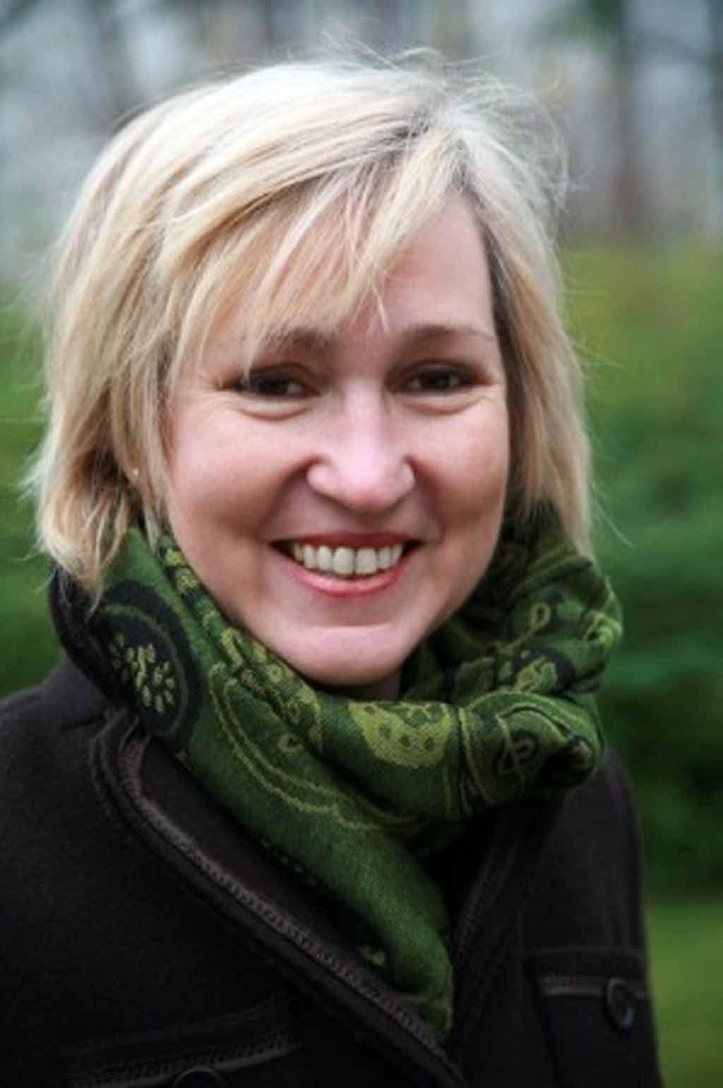 Professor Anita Rennert