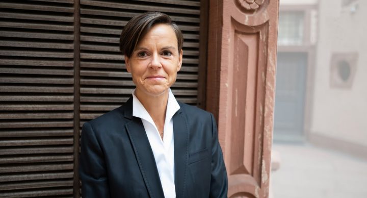 Lesung und Gespräch mit der Autorin Antje Rávic Strubel im Gemeindesaal in Helsinki am 1.12.2022 um 18 Uhr
